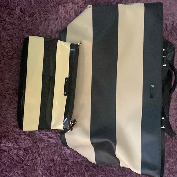 KATE SPADE BAG W/MAKE UP BAG - Picture 1 of 7